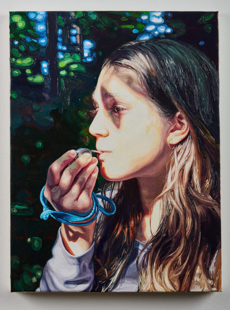 Laura Sanders, Alarm, 2023, Oil on linen, 20 x 15 in.